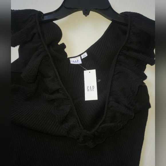 GAP Factory Women's Sleeveless Ruffle Edge Sweater Tank Top Sz XXL BLK - Picture 13 of 13